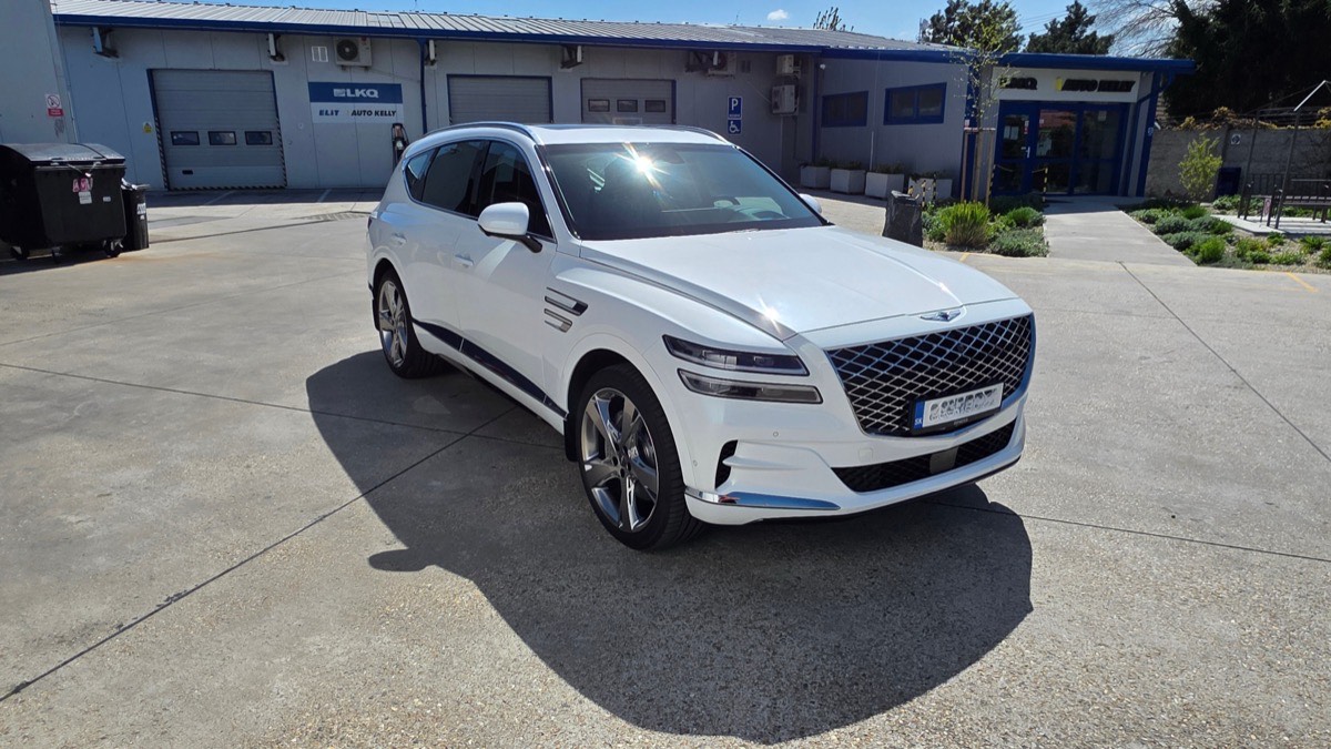 Genesis GV80 dovezený z Nemecka